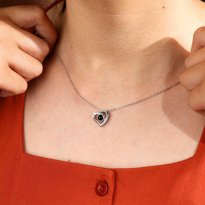 Gepersonaliseerde Projectie Hart Ketting met Foto Erin in Steen - Remigifts