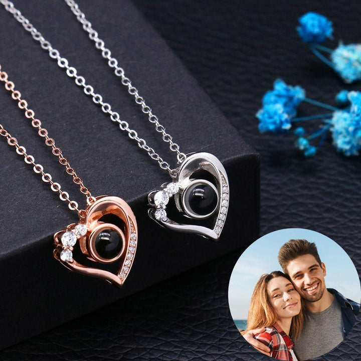 Gepersonaliseerde Projectie Hart Ketting met Foto Erin in Steen - Remigifts